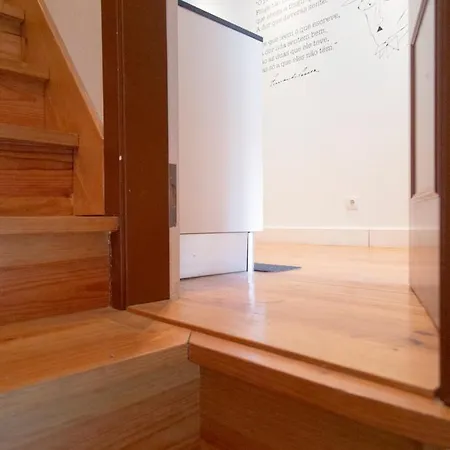 Fernando Pessoa Lovely & Bright Apt In Rossio Apartment