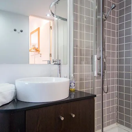 Apartment Fernando Pessoa Lovely & Bright Apt In Rossio