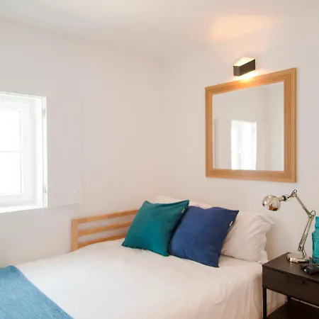 Fernando Pessoa Lovely & Bright Apt In Rossio *